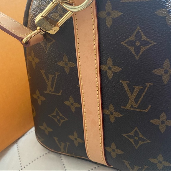 Louis Vuitton Speedy 30 Bandouliere - Picture 10 of 14
